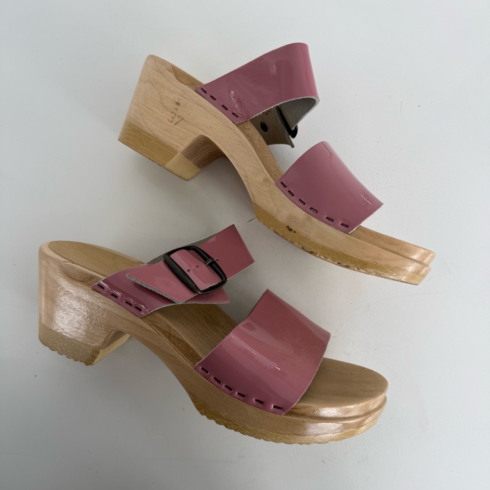 Sven Pink Patent Leather Wooden Clog Mules